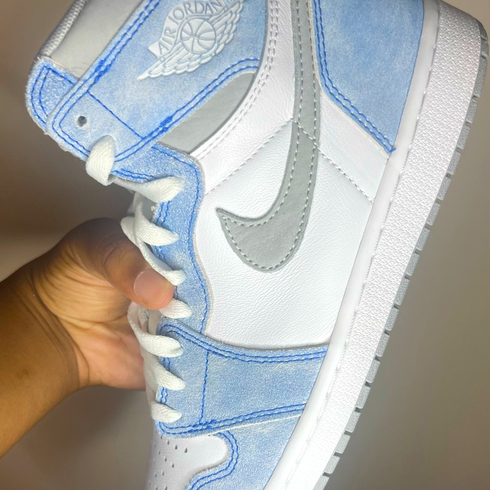 Hyper royal jordan 1